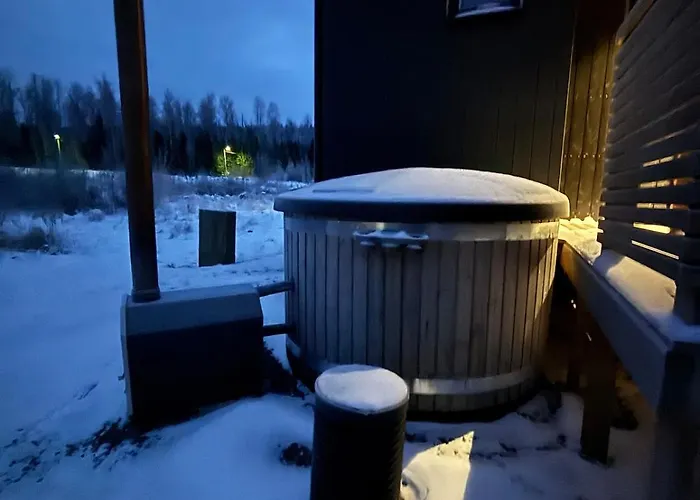 Tuore Pikkuvilla Hyvillae Mukavuuksilla Alpesi faház *